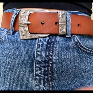 Urban Outfitters size small western buckle belt